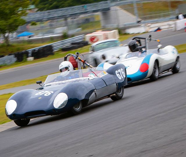 Vintage racing at the Empire Cup