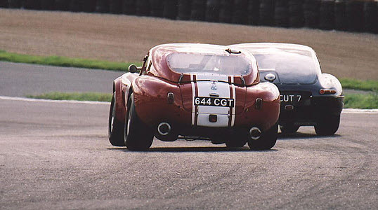 Historic racing action features at HSCC Mallory Park