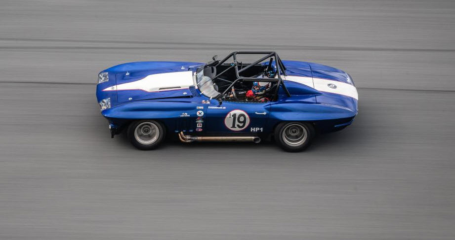 Vintage racing features at the So-Cal SpeedTour