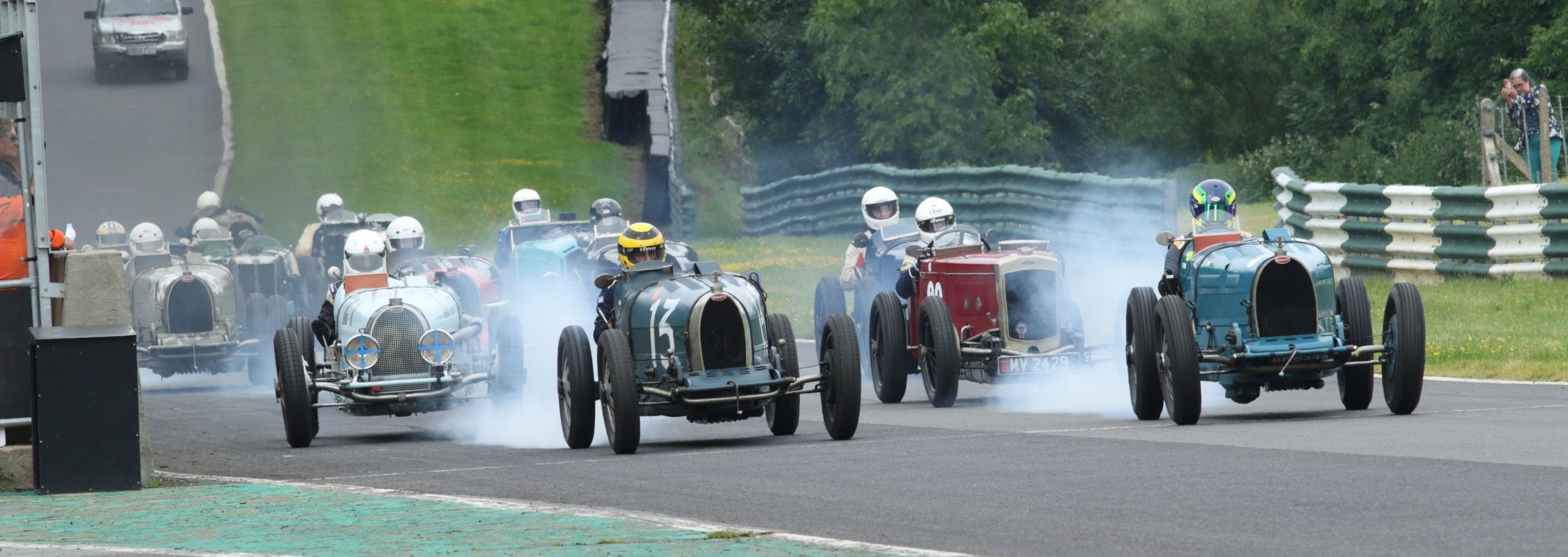 Classic racing at the Vintage Motorsport Festival at Cadwell Park 