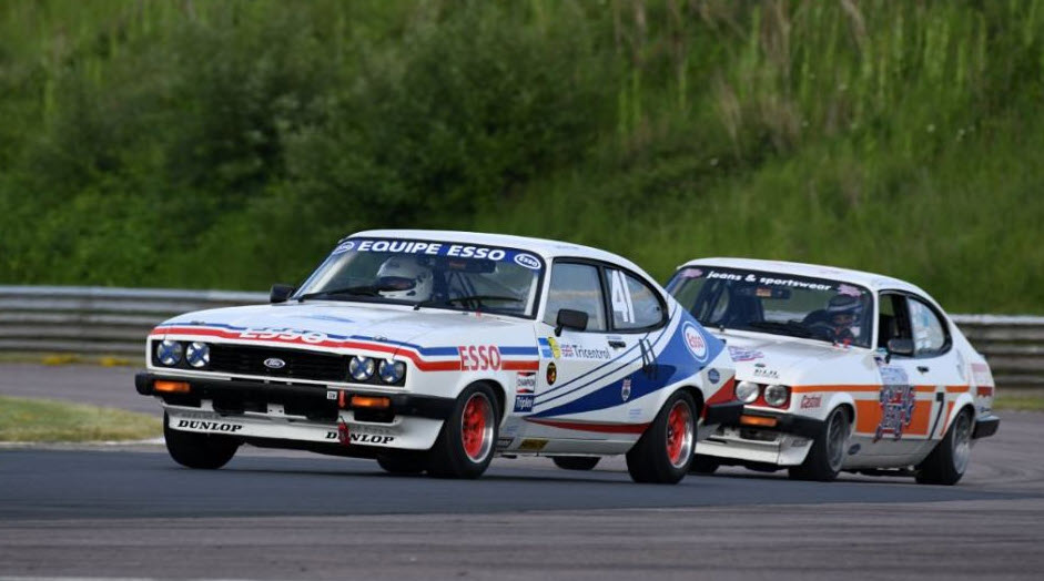 Classic touring car racing features at the Snetterton Historic 200