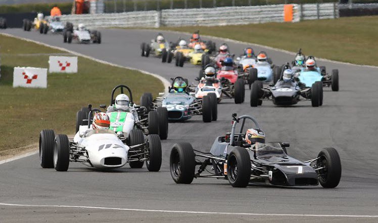 Historic Formula Ford racing at the HSCC Snetterton 300