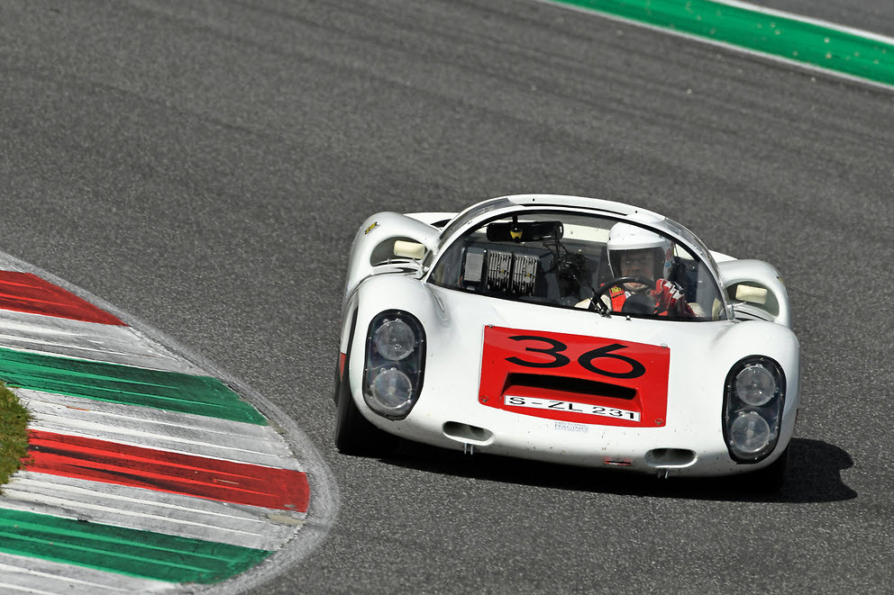Historic sports prototype racing features at the Mugello Classic by Peter Auto 